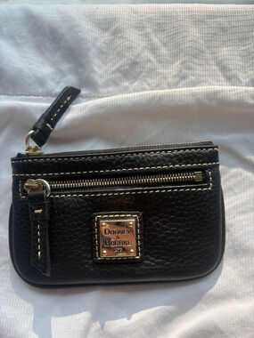 Dooney & Bourke Pebbled Leather Zip Coin Purse / Card Case Wallet - Black
